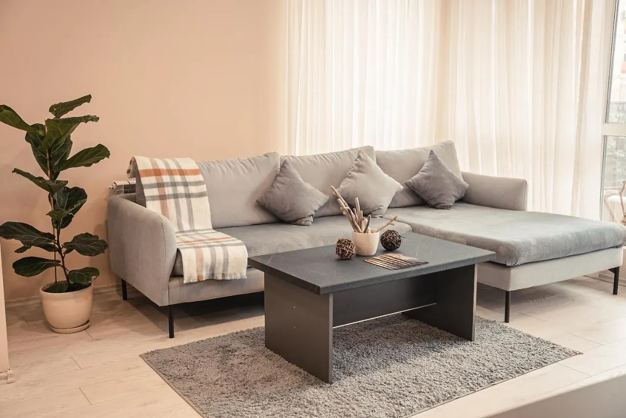 Elite Business Residence With Free Gym Pass And Full Office Setup Plovdiv 0*,